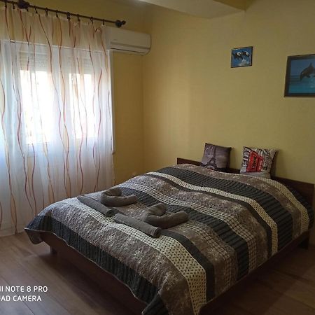 Centrum 2 apartman Szolnok Exterior foto