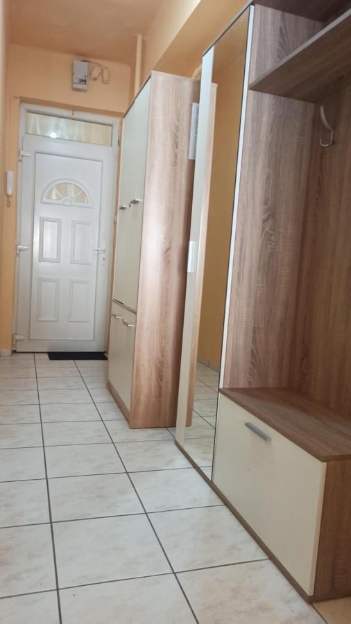Centrum 2 apartman Szolnok Exterior foto